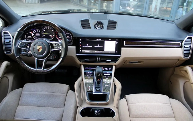 Porsche Cayenne cena 389900 przebieg: 35300, rok produkcji 2021 z Kartuzy małe 667